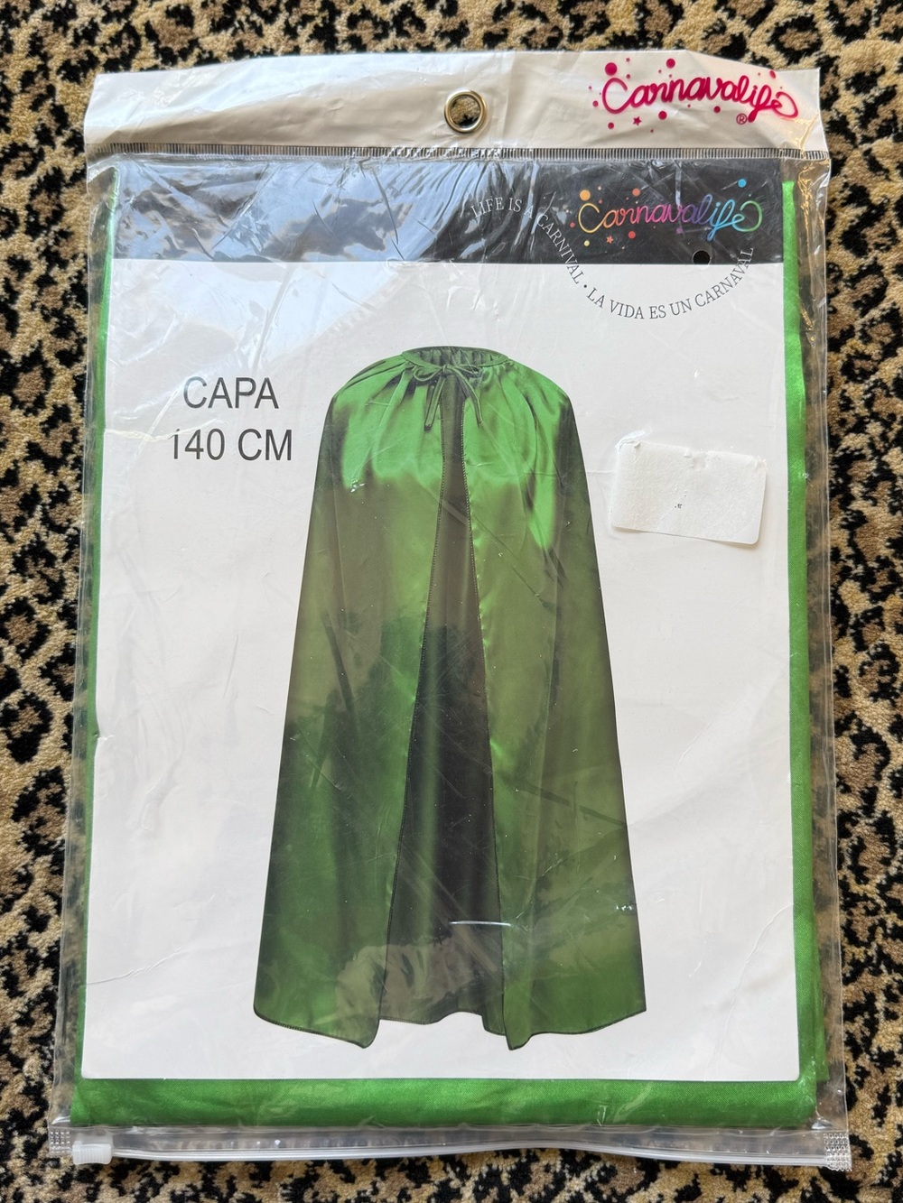 Green cape (NIB)